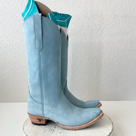Women's Light Blue Heeled Boots New In Box. - Picture 1 of 12